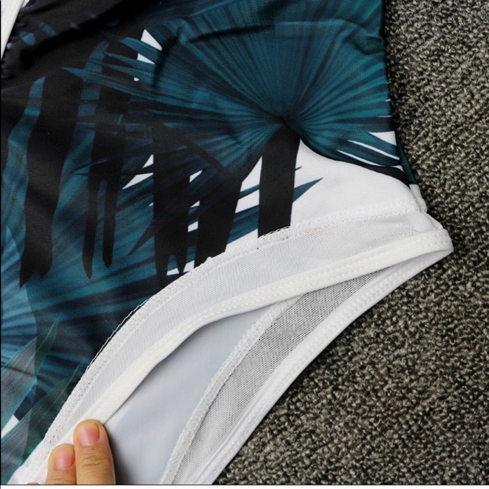 ❗️1 LEFT❗️Beautiful One Piece Leaf Swimsuit - Picture 5 of 8